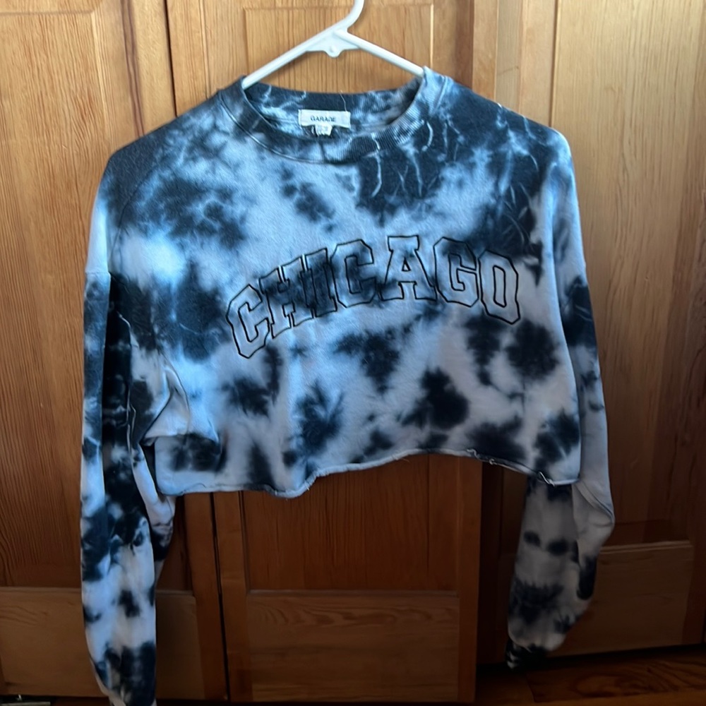 Cropped crew neck shirt!